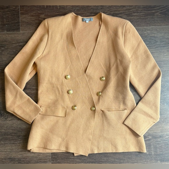 Chic Tan Double-Breasted Women's Sweater Blazer - Picture 3 of 5